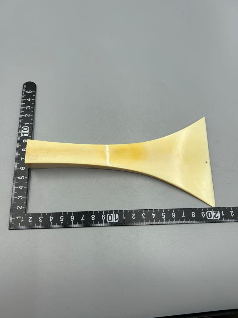 255ヴィンテージ　 天然素材　三味線バチ　重さ約122g