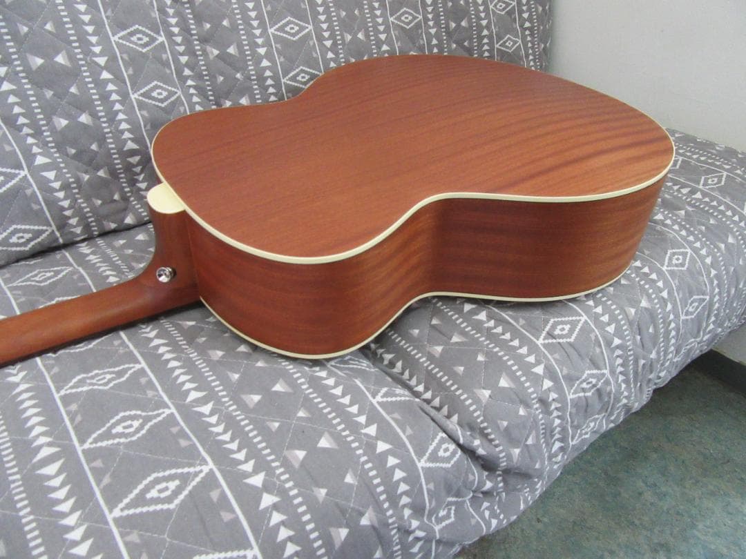 GUILD F-240E　中古美品