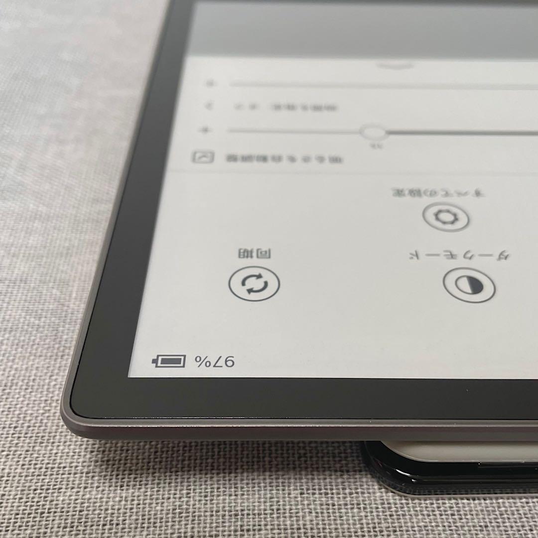 美品 Kindle Oasis 第10世代 32GB 色調調節ライト／純正カバー