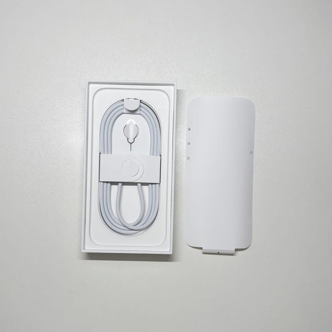 Apple iPhone16e ブラック 本体 AppleCare付き未開封