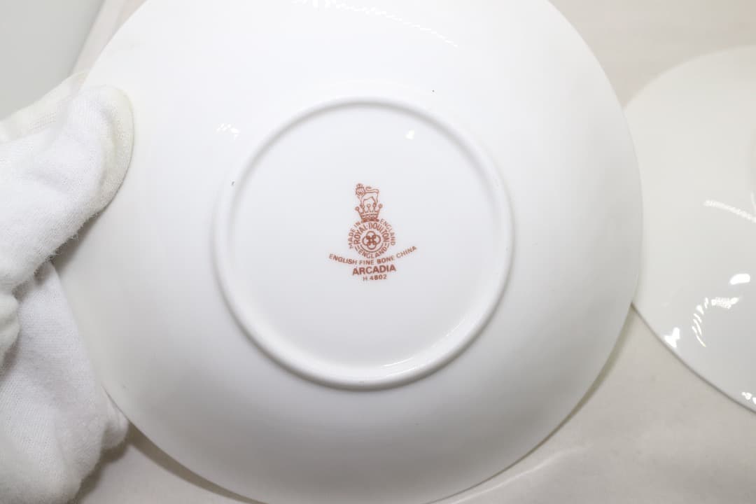 ロイヤルドルトン アルカディア スープカップ&ソーサー 2客