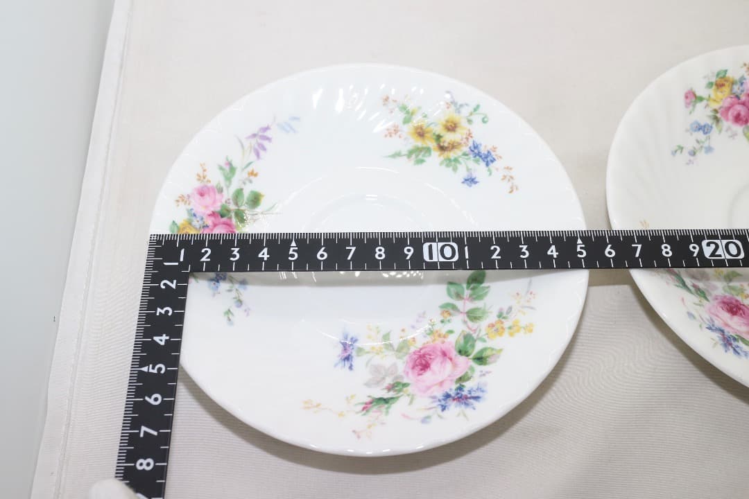 ロイヤルドルトン アルカディア スープカップ&ソーサー 2客