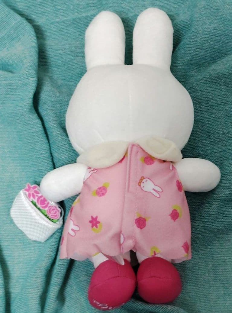 ミッフィー　ハウステンボス　ぬいぐるみ　アクティブ　メラニー　フラワーナインチェ