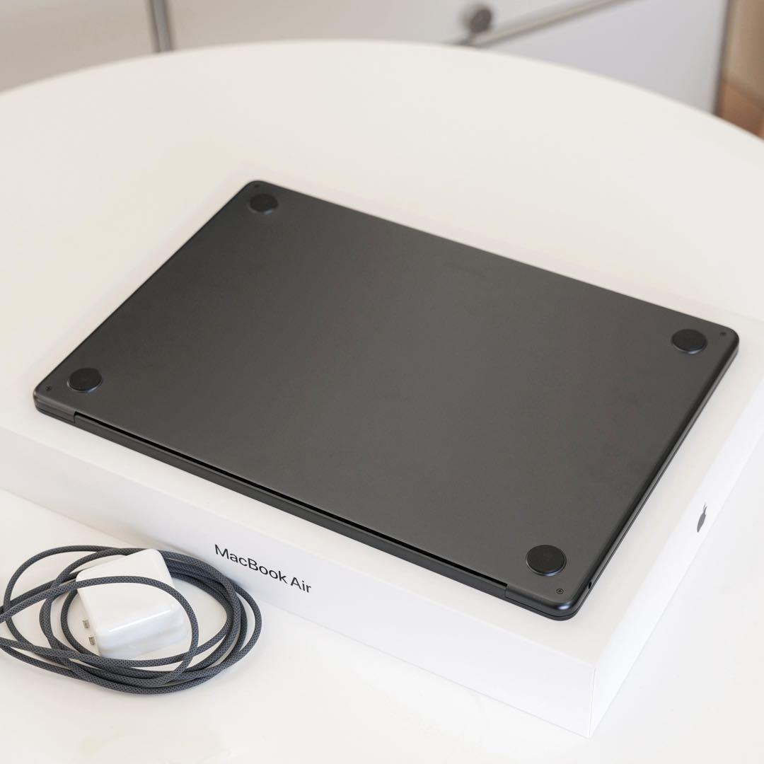 MacBookAir M4 15インチ 16GB 512GB