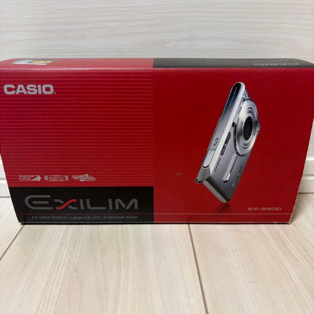 超美品！CASIO EXILIM EX-S600 デジタルカメラ　コンパクト