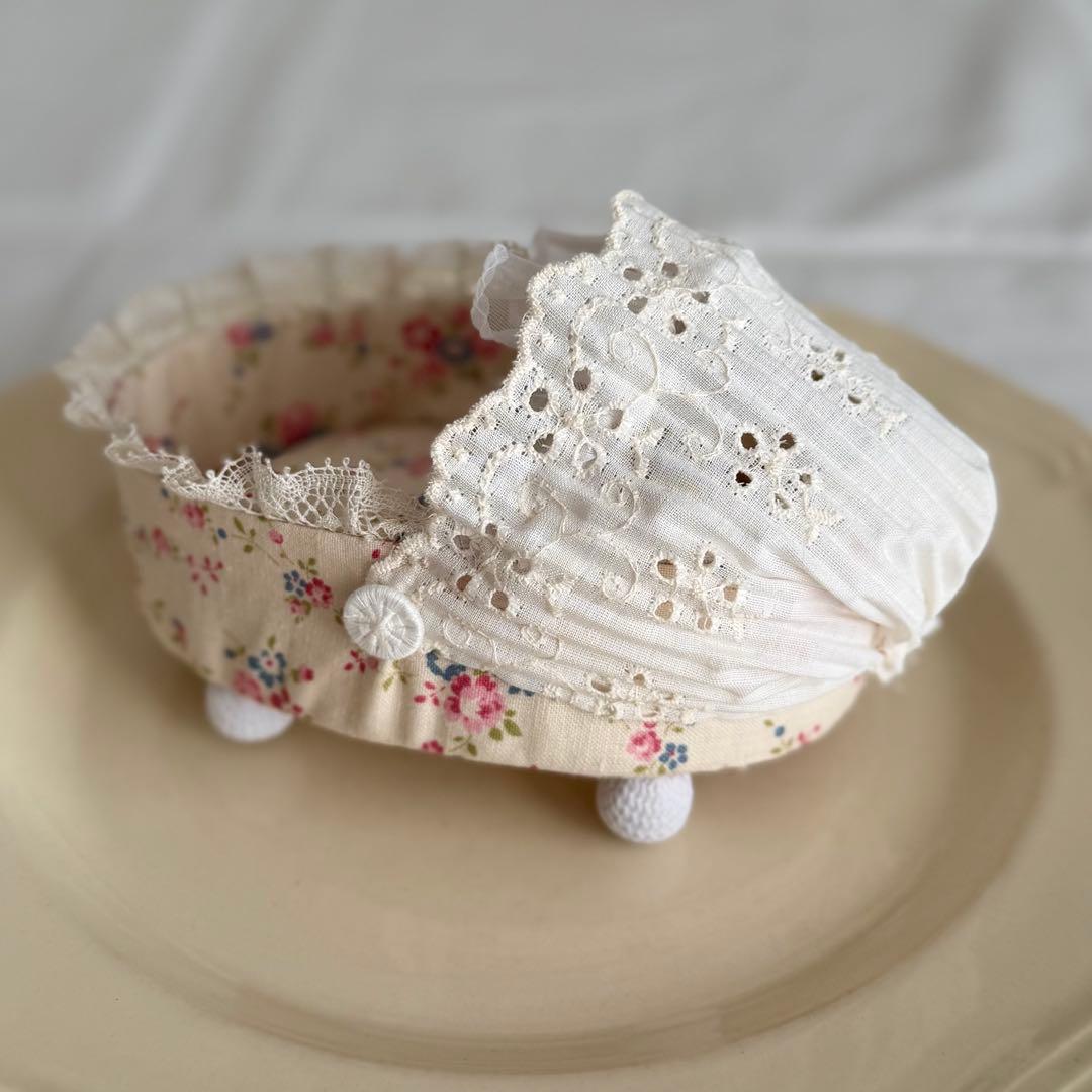 人気作家様 ドール用ベッド◻︎ぬいぐるみ アンティーク ブライス ミニチュア