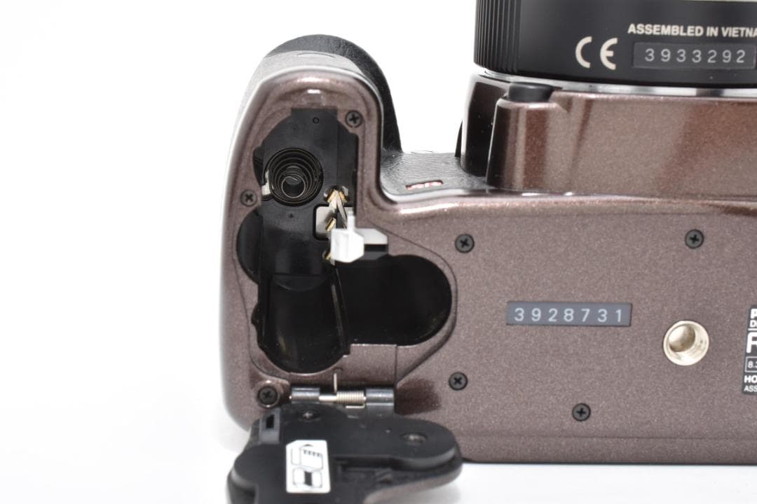 ＜1117＞【ほぼ新品】ペンタックス k-r レンズキット防湿庫保管ショット数少