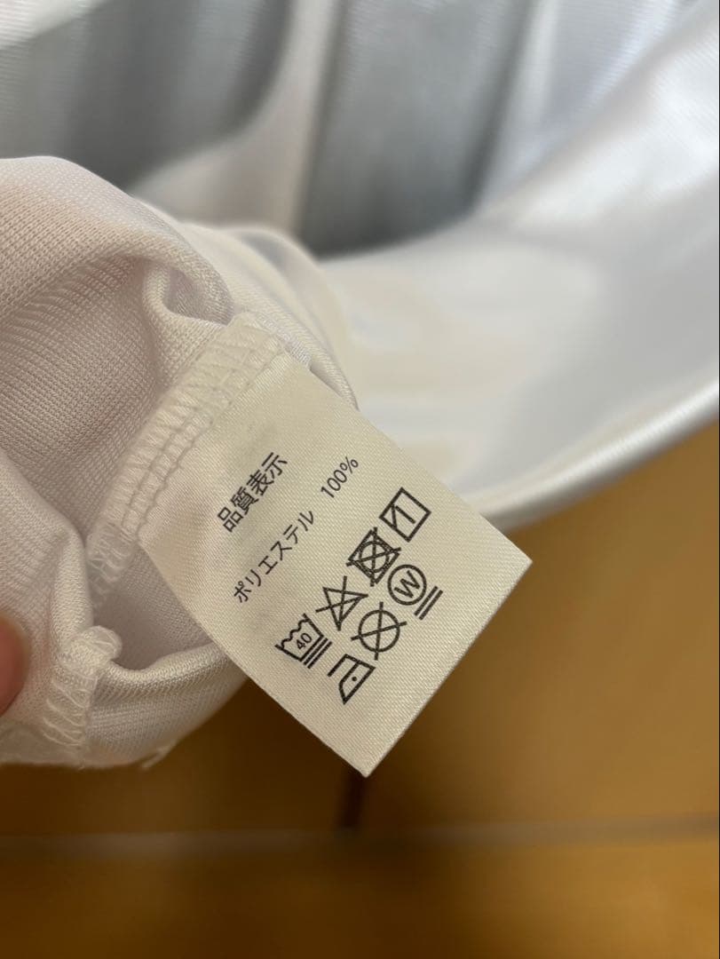 NiziU AYAKA 背番号20 ホワイトTシャツ