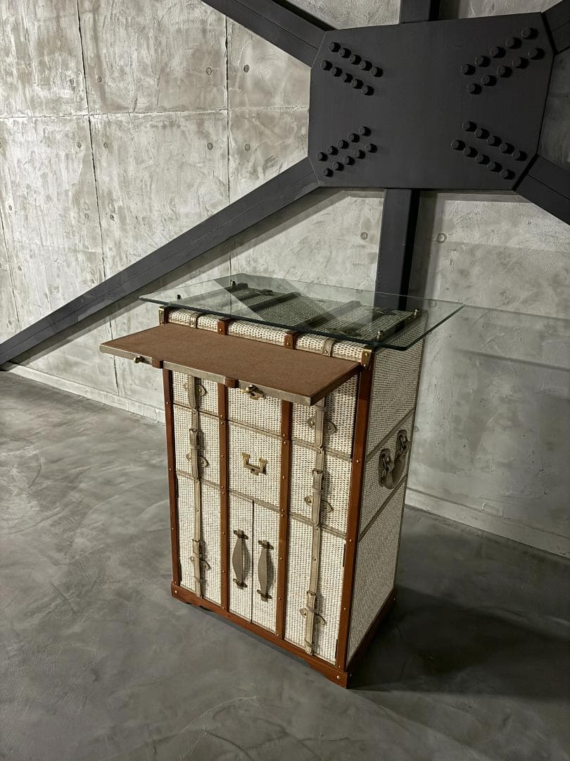 PRIZMIC & BRILL BAR TRUNK　バーカウンター