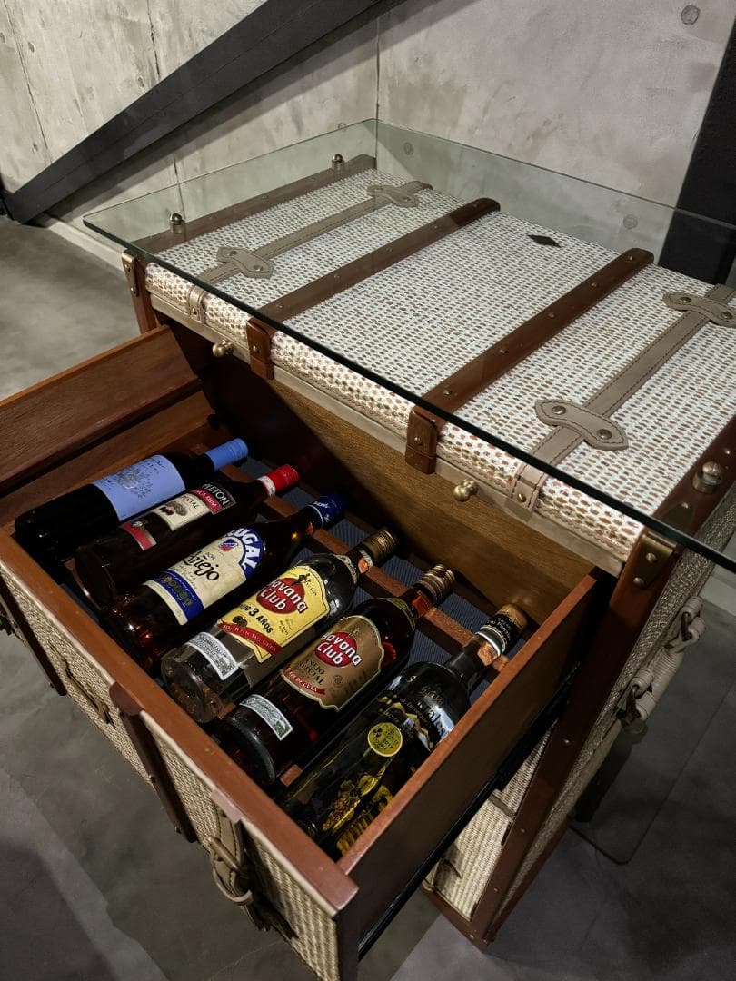 PRIZMIC & BRILL BAR TRUNK　バーカウンター