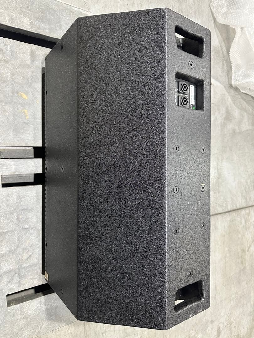 スピーカー・ウーファー Martin Audio Blackline X15