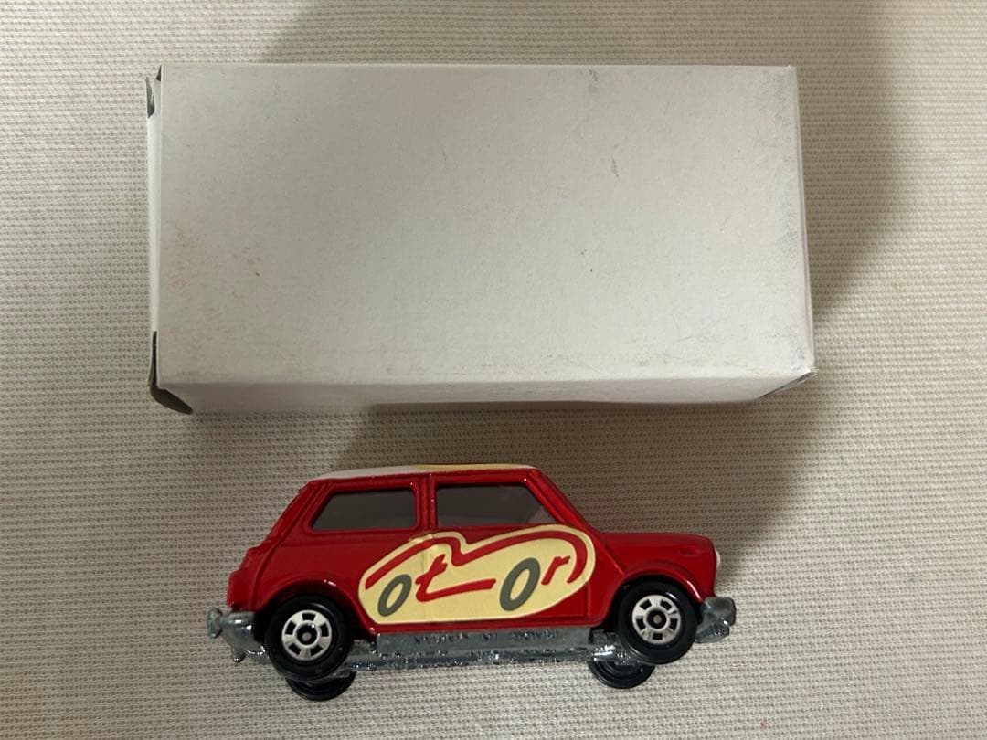 トミカ 日本製 トラフィック特注 ミニクーパー ロンドンモーターショウ