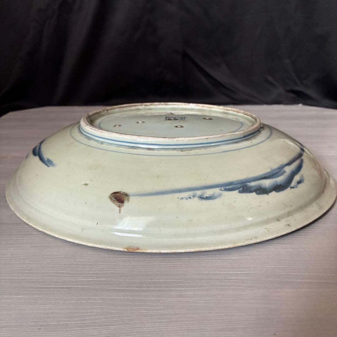 染付大皿　菊蝶文　大皿 飾皿 約31.5cm 時代物 骨董　尺皿