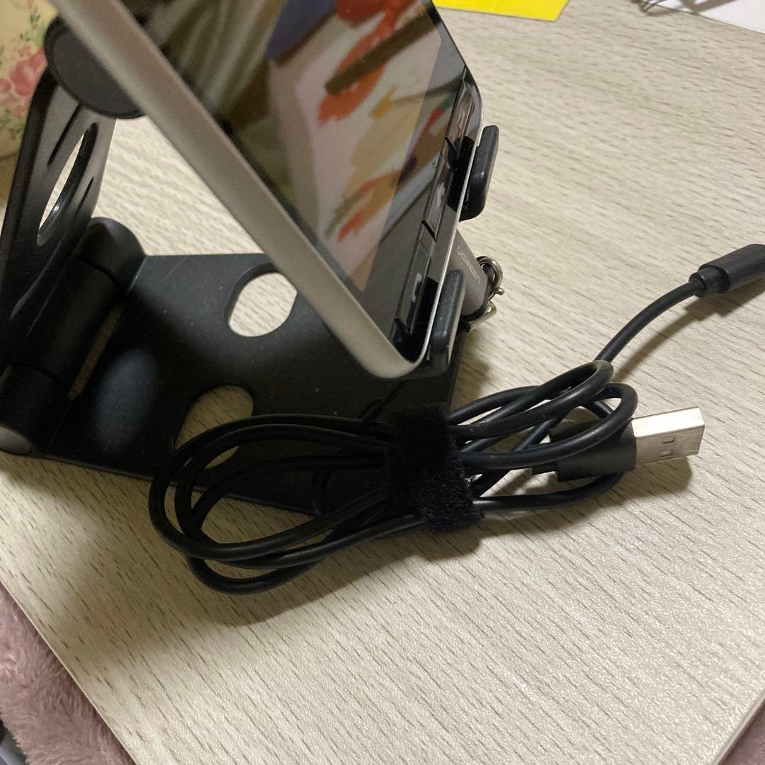 ホワイト シルバー スマートフォン本体A001KC未使用近状態保管Android