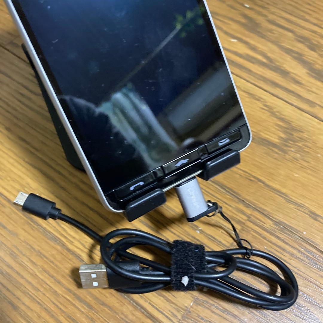 ホワイト シルバー スマートフォン本体A001KC未使用近状態保管Android