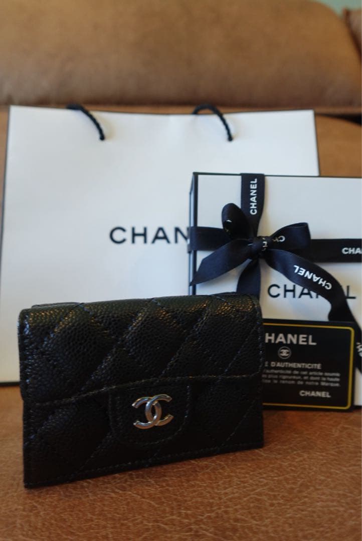 CHANEL ノベルティ 財布
