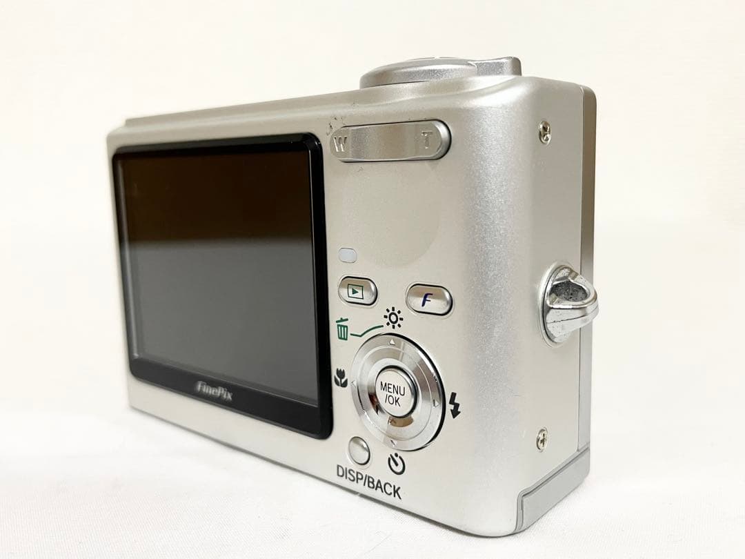 【美品・完動品】　FUJIFILM FinePix F10 シルバー　動作確認済