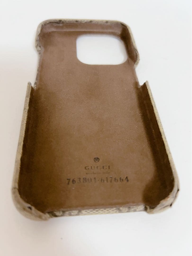 グッチ　GUCCI iPhoneケース　iPhone15Pro GGロゴ