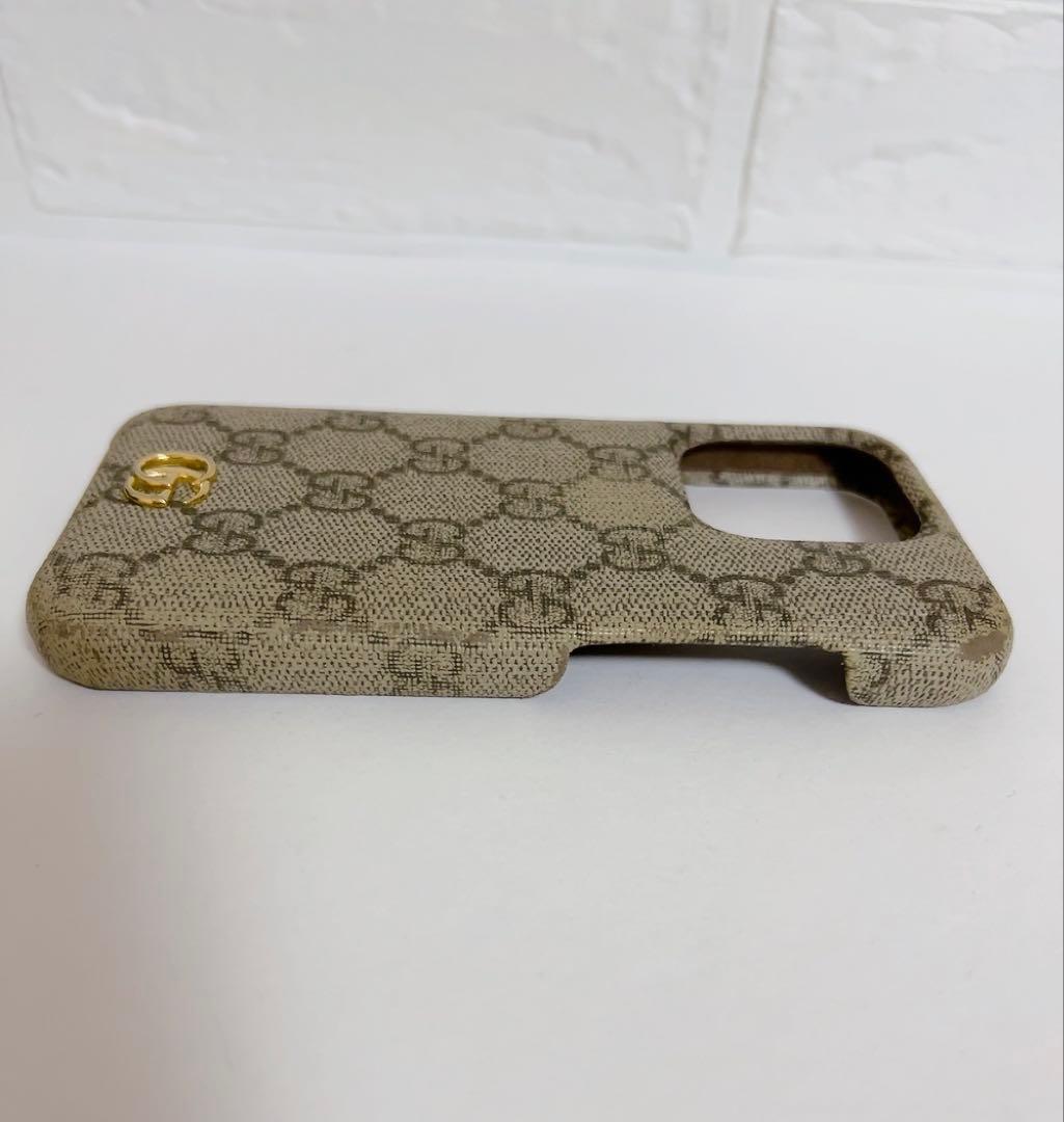 グッチ　GUCCI iPhoneケース　iPhone15Pro GGロゴ