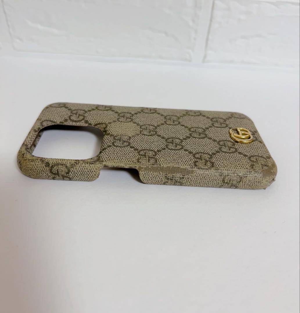 グッチ　GUCCI iPhoneケース　iPhone15Pro GGロゴ