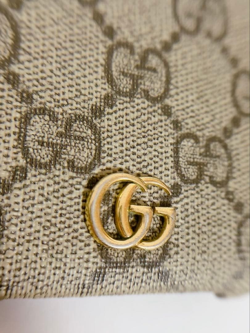 グッチ　GUCCI iPhoneケース　iPhone15Pro GGロゴ