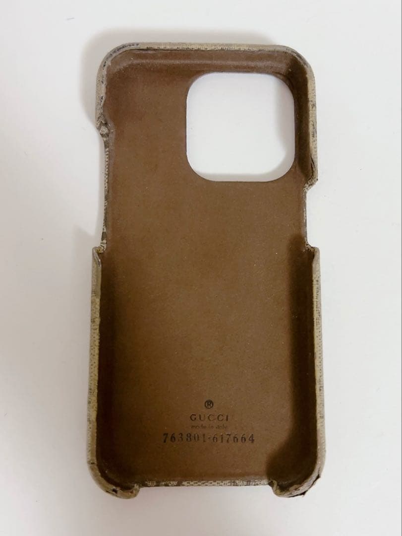 グッチ　GUCCI iPhoneケース　iPhone15Pro GGロゴ