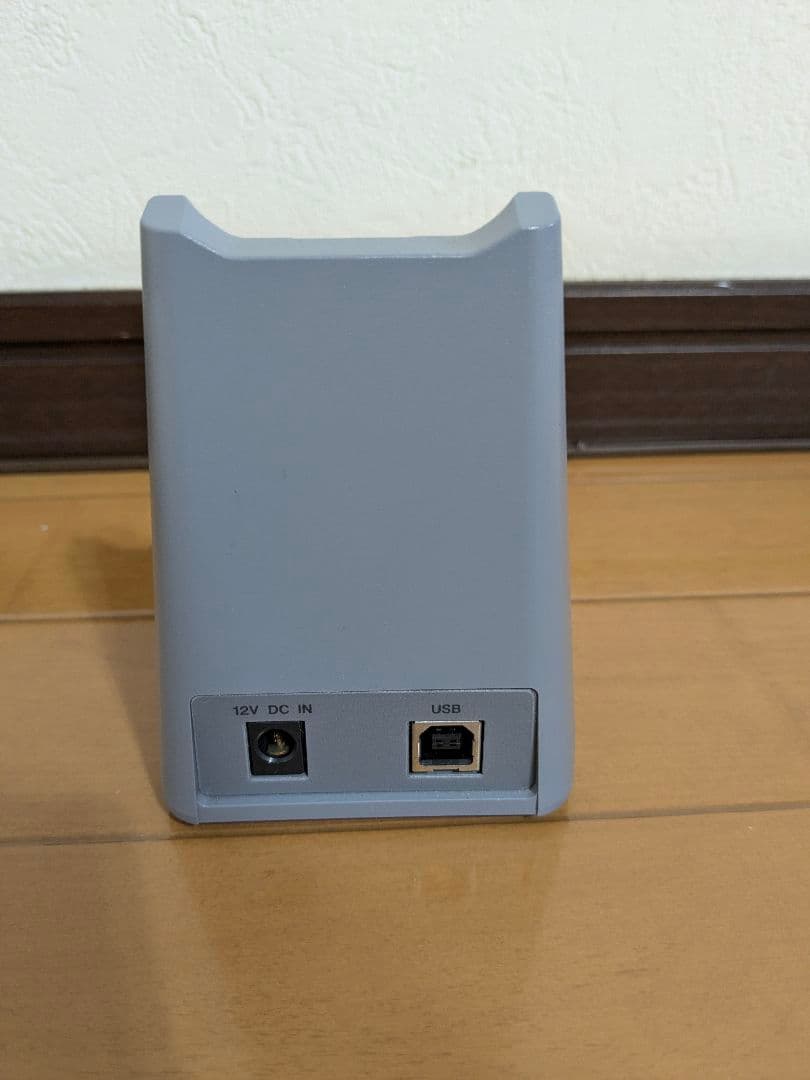 【美品】KEYENCE BT-UC10U 通信充電ユニット