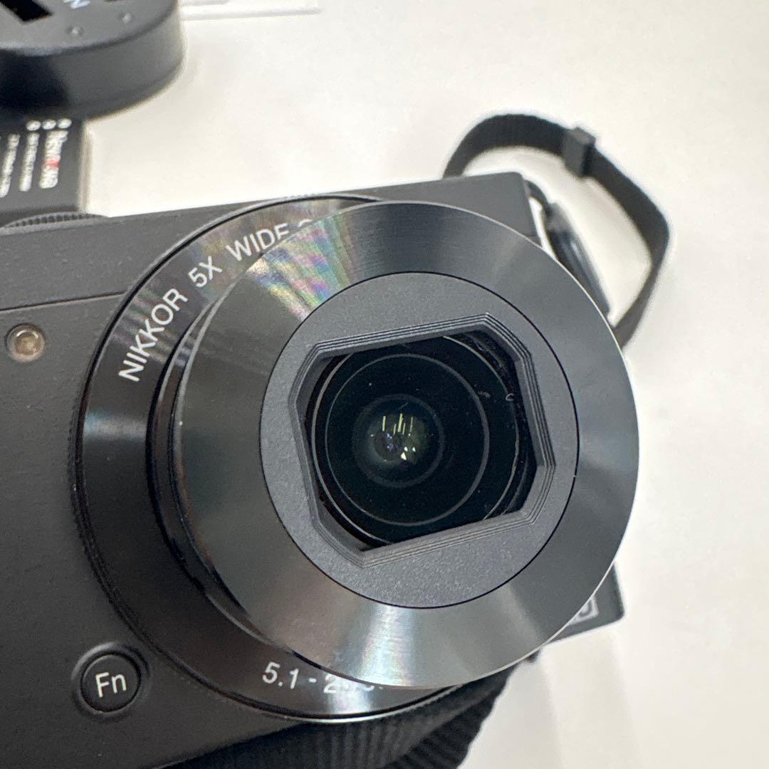 美品　Nikon COOLPIX P340 コンパクトデジタルカメラ