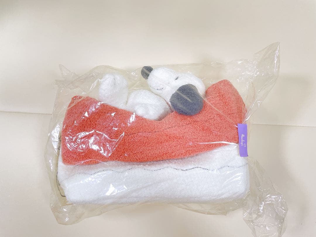 【新品未使用 タグあり】gelato pique ティッシュケース　スヌーピー