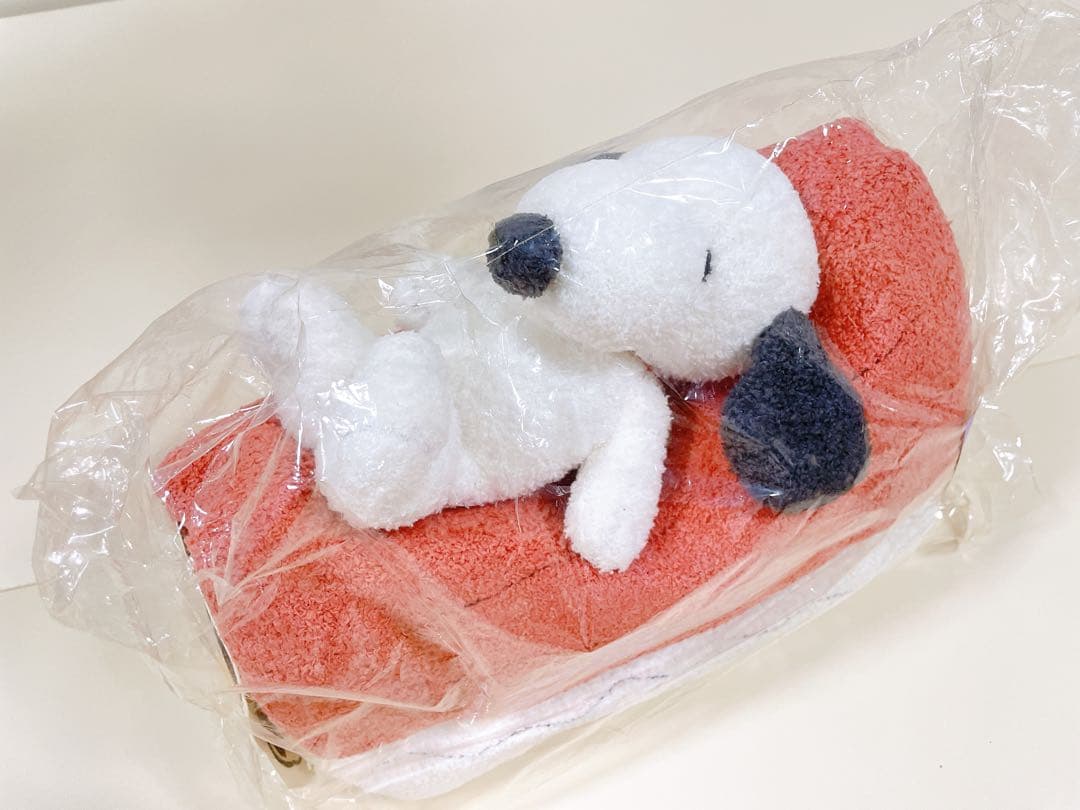 【新品未使用 タグあり】gelato pique ティッシュケース　スヌーピー
