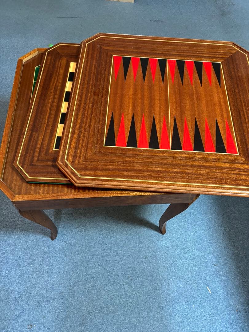 お部屋に❗️お店に❗️カッコイイ❗️ルーレットテーブル。天板ありで通常使用OK❗️