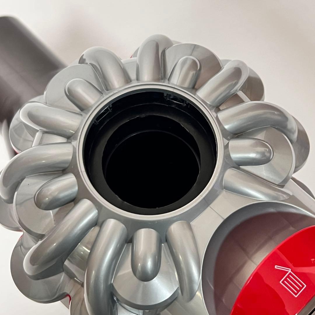 ダイソン dyson V8 本体　SV25 コードレス ハンディ　クリーナー