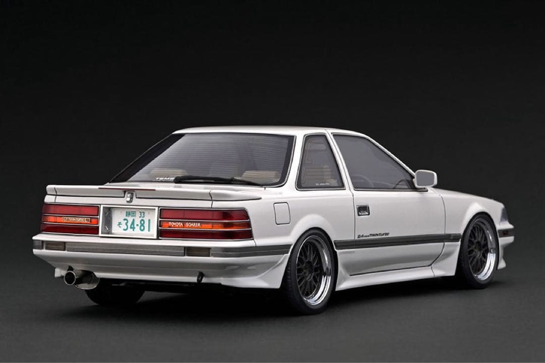 イグニッションモデル1/18 Toyota ソアラ Z20 TWIN TURBO