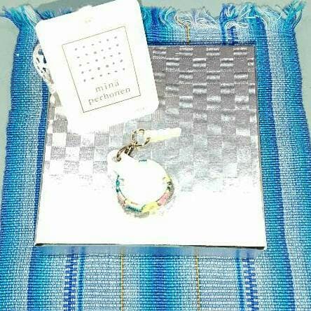 スマホ ピアス ♪ ミナペルホネン  skyful  スカイフル