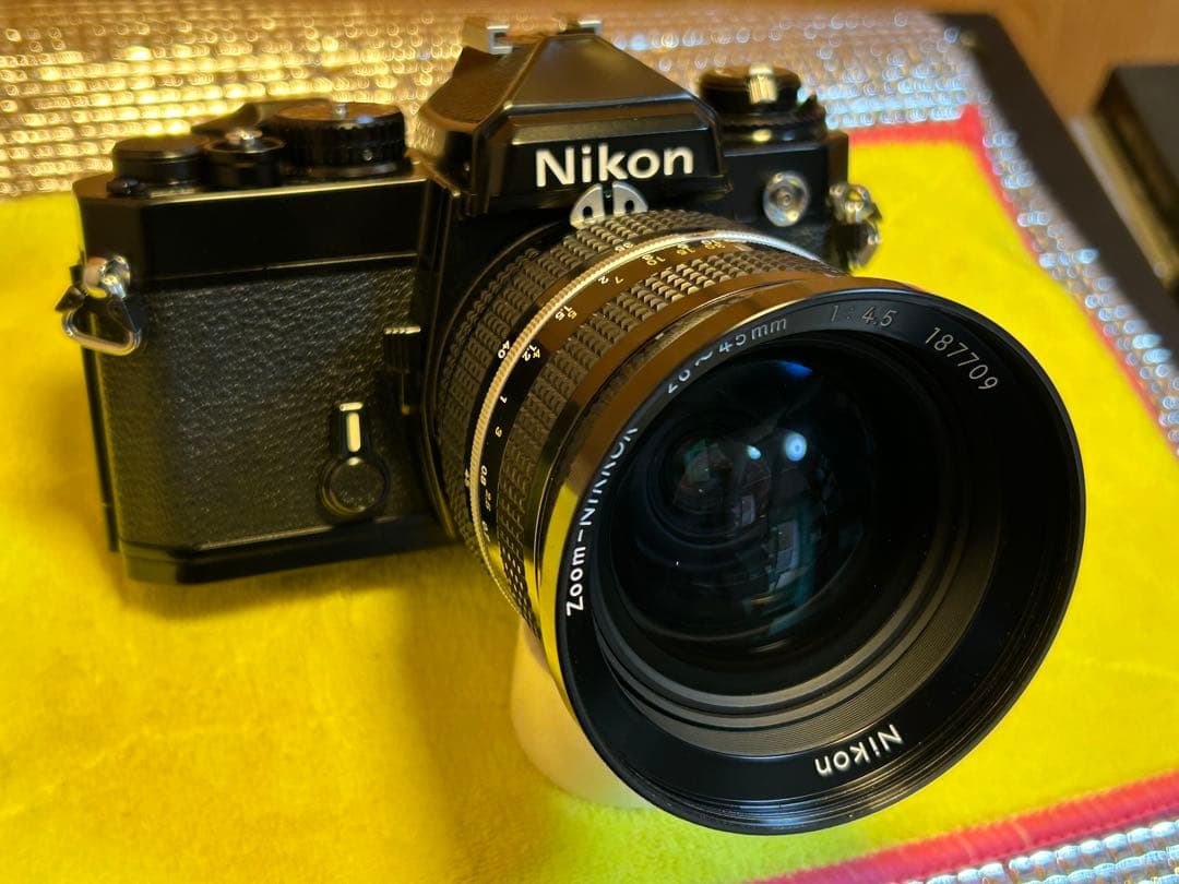 Nikon 一眼レフカメラFE 28-70mm1:45ズームレンズ