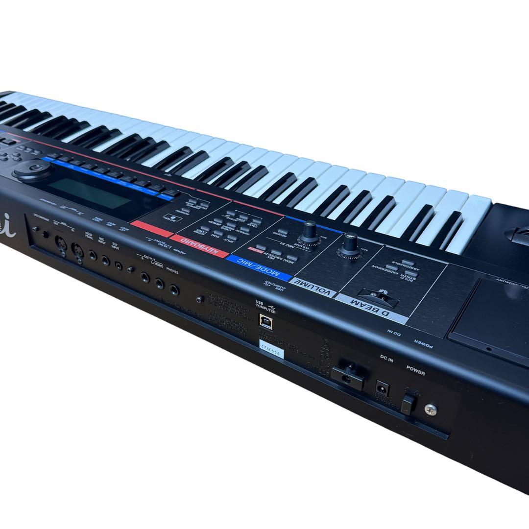 【極美品】軽量 Roland JUNO-Di シンセサイザー ソフトケース付属