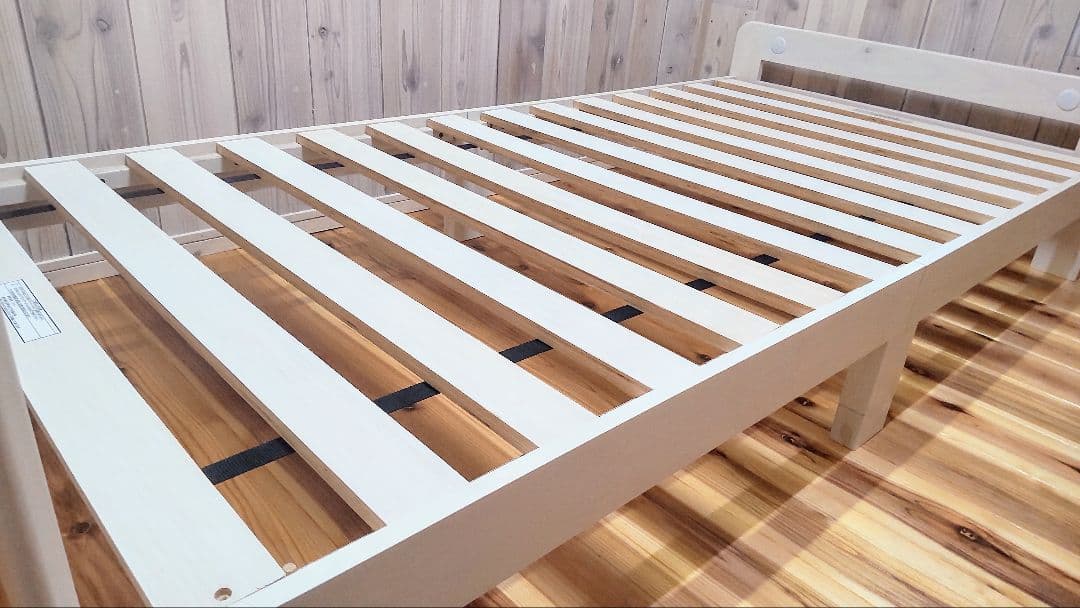 ニトリ ベッド ルカ2 ホワイト木製シングルベッドフレーム