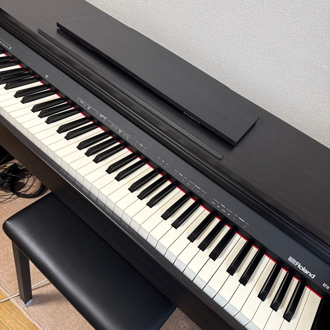 Roland RP30 ピアノ（家内配置まで無料）（チェア別売）