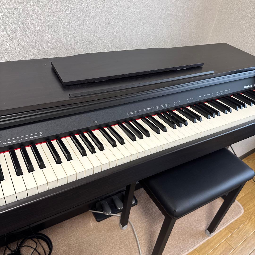 Roland RP30 ピアノ（家内配置まで無料）（チェア別売）