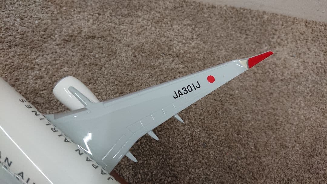 JAL JA301J 飛行機 ボーイング737-800 模型