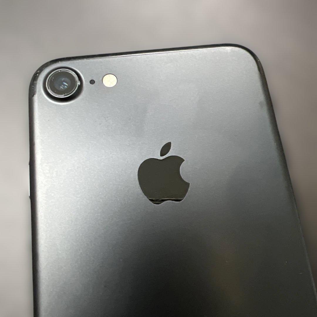 【液晶美品】iphone7 128GB 80% SIMフリー　ブラック