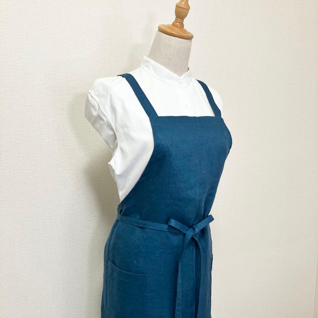 リネンエプロン　肩紐バッククロス《ブルー》肩が凝らないエプロン　ハンドメイド