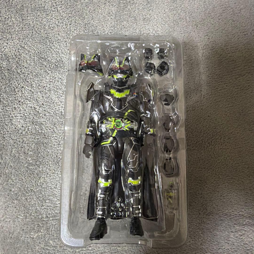 s.h.figarts 仮面ライダータイクーン ブジンソード