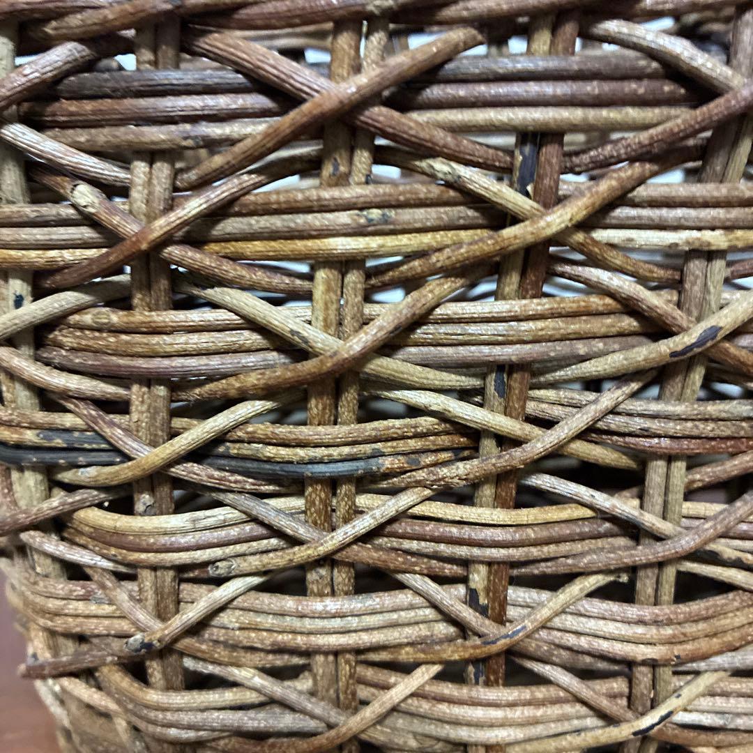 国産　アケビ　カゴバッグ