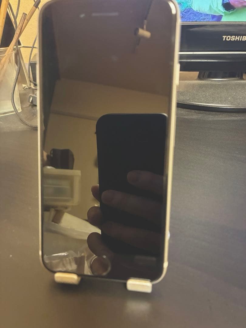 Apple iPhone SE (第2世代) ホワイト 本体　バッテリー91%