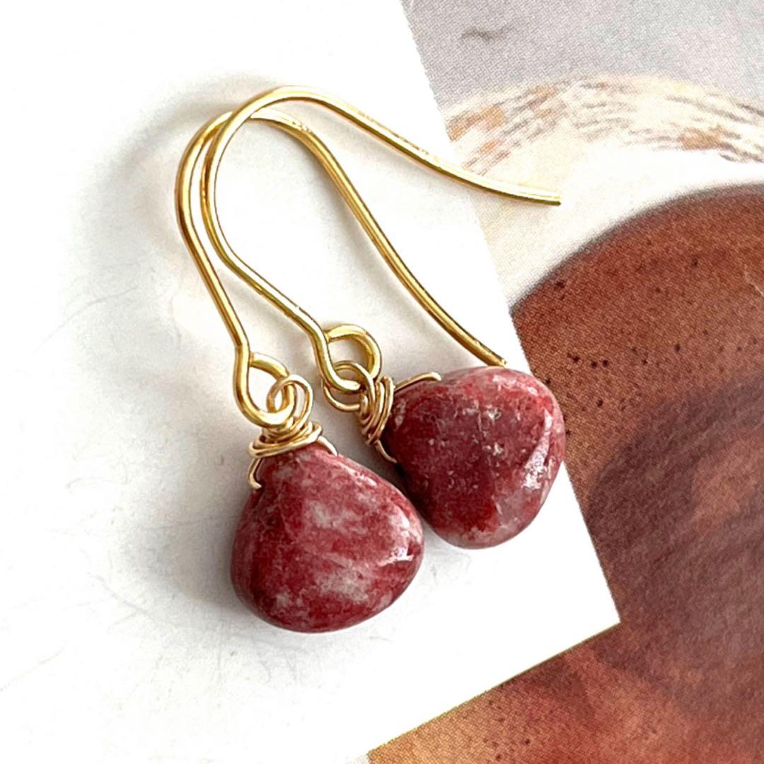 M☺︎ 1点作品☆ ペアシェイプ型ブルーオパールピアス