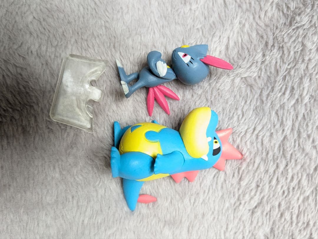 ポケモン スケールワールド フィギュア アリゲイツ ニューラ