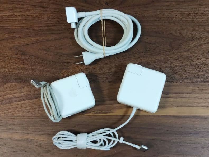 MacBook Air Mid 2013 4G 13.3インチ 256G おまけ