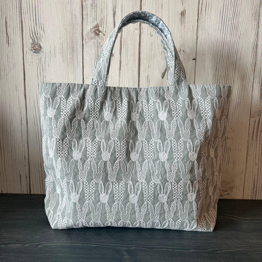 ミナペルホネン ハンドメイド　トートバッグ　セレブレイト　ポンピア　バラード