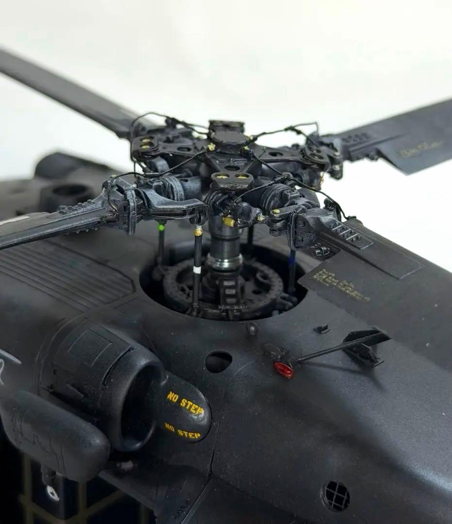 キティーホークモデル　1/35 MH-60Lブラックホーク完成品　改造模型